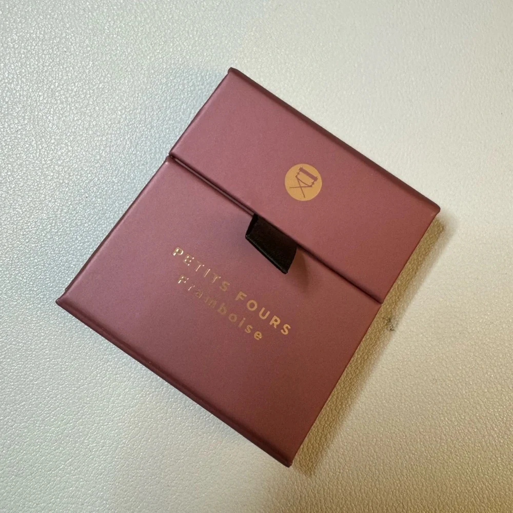 NIB: Viseart Quad Eyeshadow Palette - PETITS FOURS Framboise
